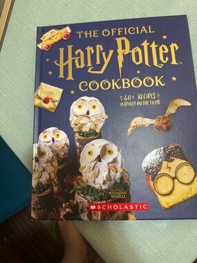 Scholastic Harry Potter Cookbook - Navy Blue & Gold Cover